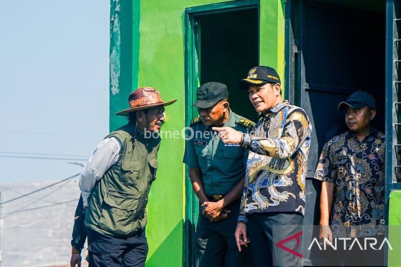 Plt Bupati Sidoarjo Subandi saat sidak rumah pompa mengantisipasi banjir saat musim hujan ANTARA/HO-Pemkab Sidoarjo