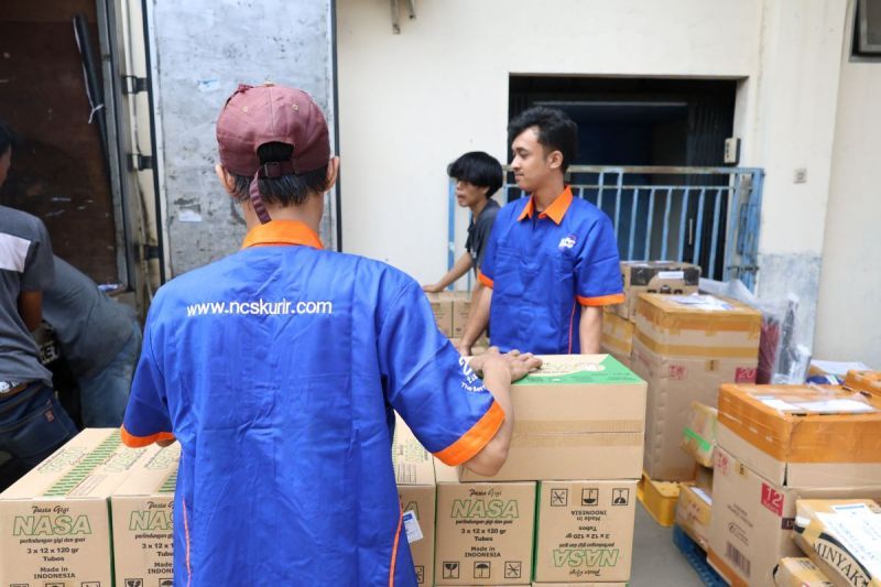 NCS Mudahkan UMKM Kirim Barang ke Luar Negeri dengan Diskon