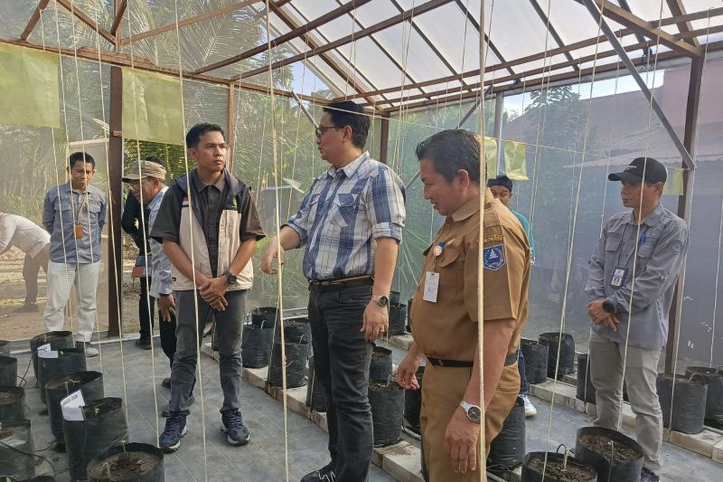 Kunjungan verifikasi Tim Fact Finding Pemuda Pelopor Nasional Tahun 2024 Kementerian Pemuda dan Olahraga (Kemenpora) Republik Indonesia (RI), di Desa Telaga Langsat, Kecamatan Telaga Langsat, Hulu Sungai Selatan, Kalimantan Selatan, Selasa (3/9/2024). (Antara/HO-Diskominfo HSS)