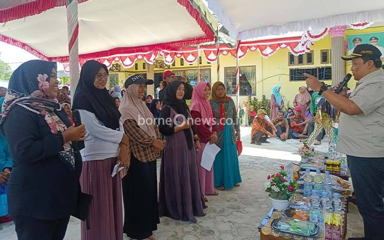 Masyarakat Desa Mentaren 2 Antusias Sambut Operasi Pasar Murah, Kaget Digratiskan Pemerintah