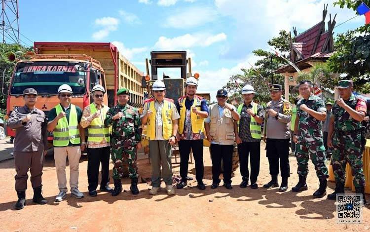 Pemeliharaan Jalan di Kabupaten Kobar: Contoh Sukses Kerja Sama Pemerintah dan Swasta