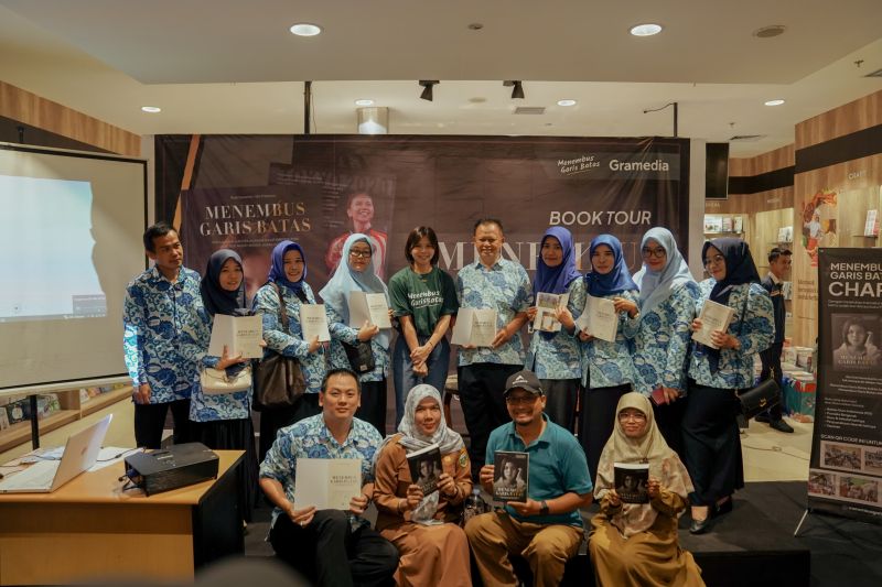 Greysia Polii Ajak Generasi Muda Melalui Buku Inspiratif di Palembang