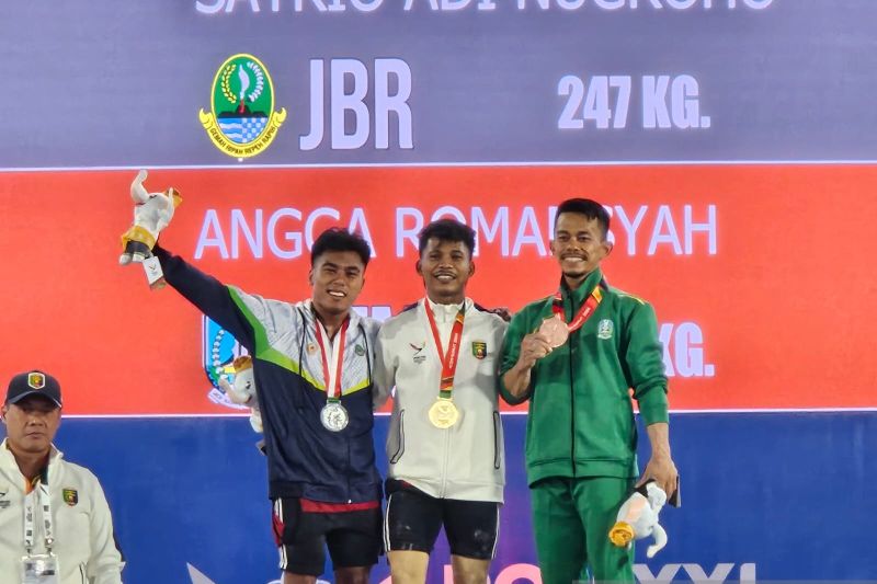 Muhammad Husni Raih Medali Emas dan Pecahkan Rekor Nasional