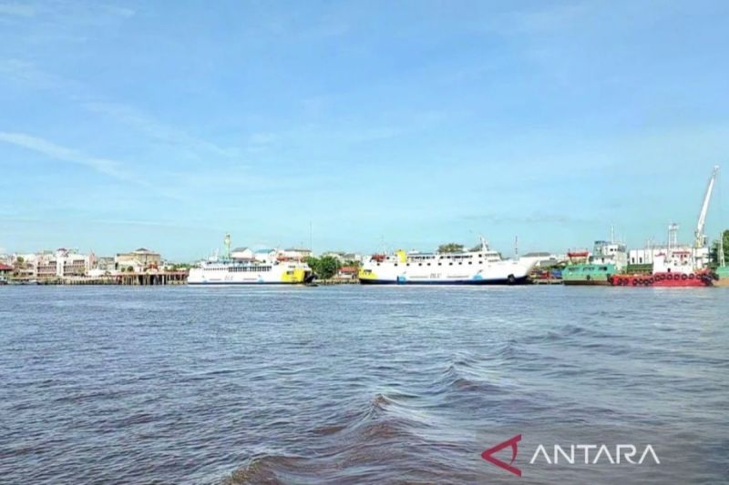 Pemkab Kotawaringin Timur dan UGM Teliti Pencemaran Sungai Mentaya
