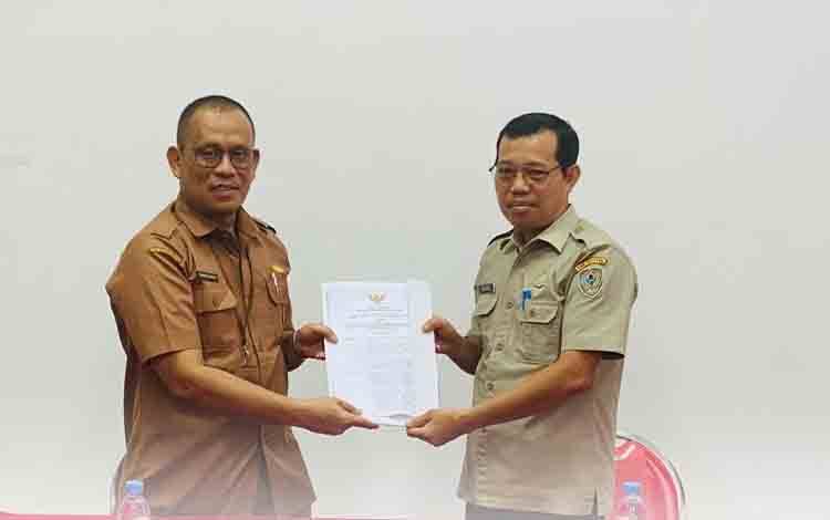 Pj Bupati Seruyan Tunjuk Agung Sulistiyono Sebagai Plt Kepala DLHK