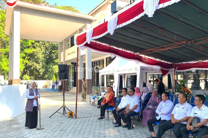 Dekranasda Lombok Timur Gelar Pasar Murah untuk Promo UMKM
