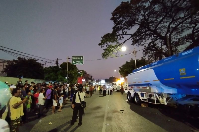 Truk Tangki Tabrak Kendaraan di Jakarta, Tiga Korban Jiwa