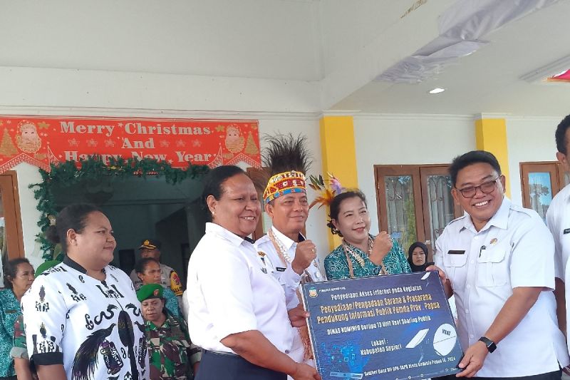 Pemerintah Papua Berikan Layanan Internet VSAT Starlink di Pulau Mapia