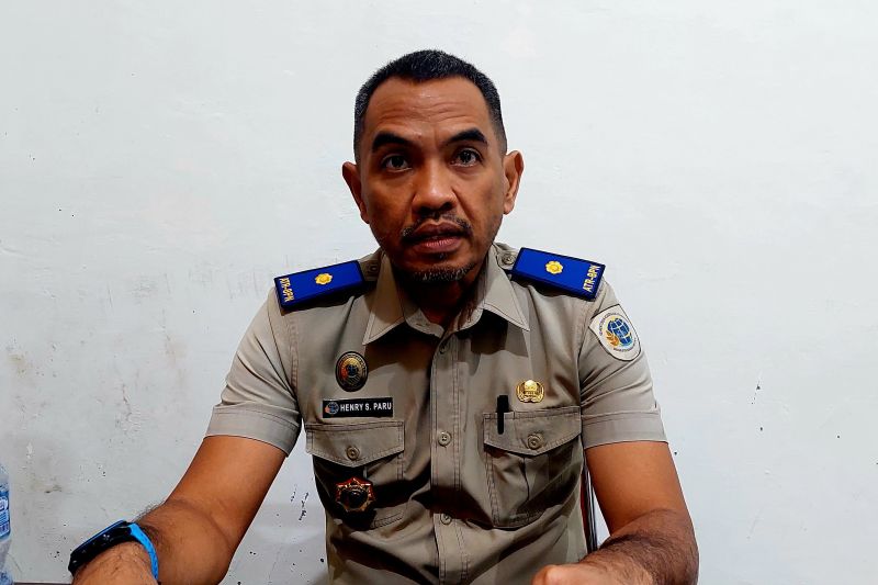 Kepala Seksi Pengendalian dan Penanganan Sengketa Kantor Pertanahan Kabupaten Sorong, Henry Paru (ANTARA/Yuvensius Lasa Banafanu)