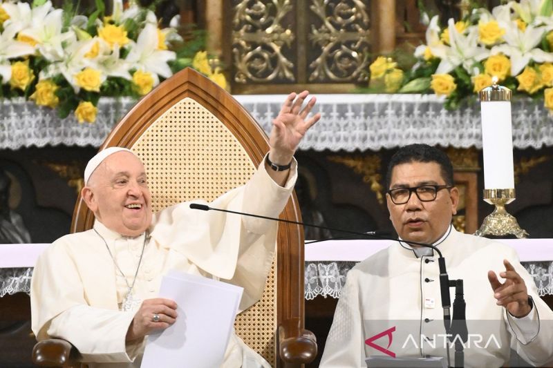 Paus Fransiskus Jelaskan Makna Arsitektur Gereja Katedral Jakarta
