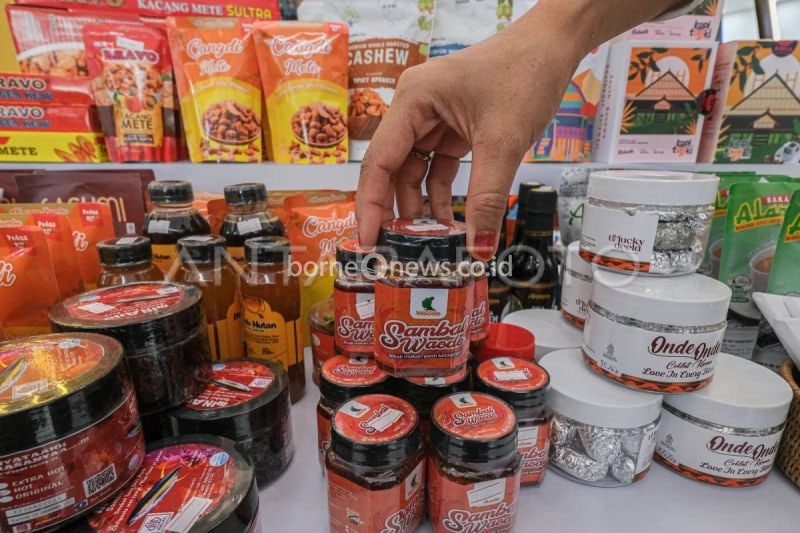 Kemenkop UKM Sukses Sertifikasi Halal untuk 15.000 Pelaku Usaha Mikro
