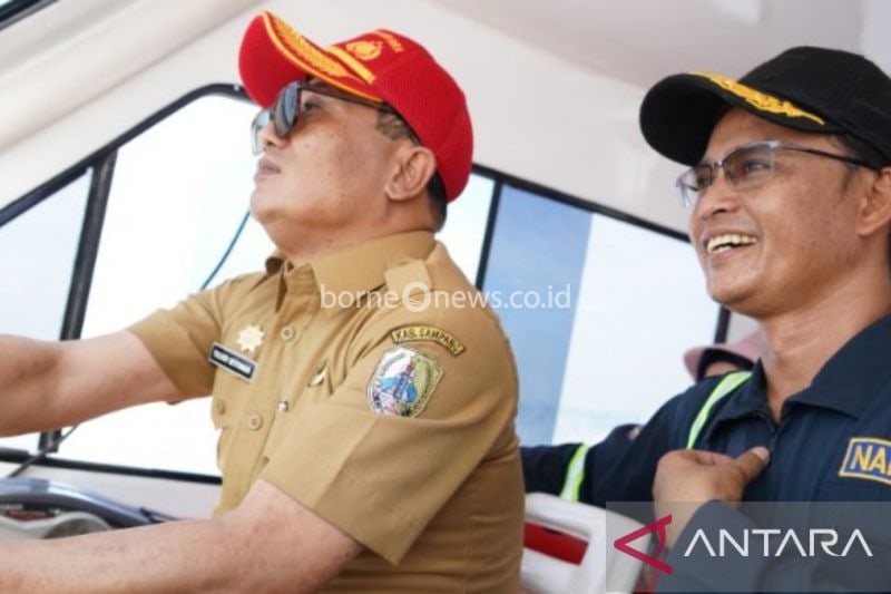 Pemerintah Sampang Luncurkan Kapal Cepat untuk Tenaga Pendidik dan Kesehatan