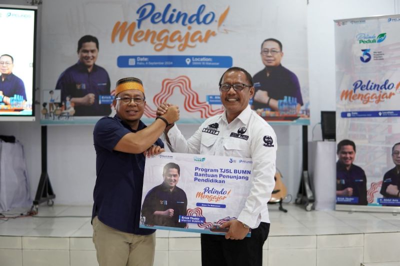 Suasana penetapan komitmen kerja sama antara pihak Pelindo dan sekolah siswa-siswi sekolah SMA Neheri 16 di Makassar, Rabu (4/9/2020). Antara /HO-ist