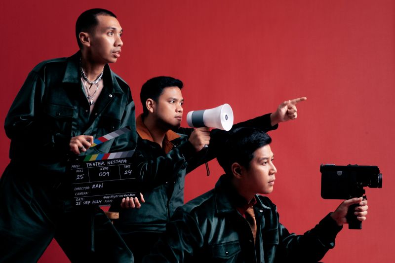 RAN luncurkan double single Rahasia #1 dan Rahasia #2 sebelum album Teater Nestapa