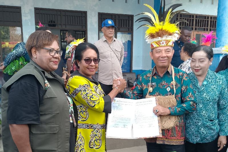 Pemprov Papua Salurkan Bantuan Makanan Sehat untuk Cegah Stunting di Biak