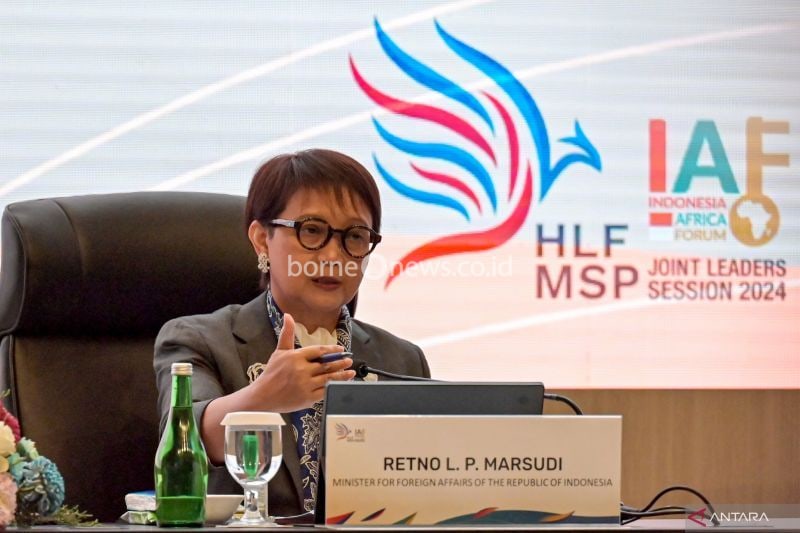 Menteri Luar Negeri Retno Marsudi menyampaikan keterangan pers terkait pelaksanaan High Level Forum on Multi Stakeholder Partnerships (HLF MSP) and Indonesia Afrika Forum (IAF) II di Nusa Dua, Badung, Bali, Senin (2/9/2024). Menlu Retno Marsudi memaparkan relevansi Bandung Spirit yang dihasilkan dari Konferensi Asia Afrika 1955 sebagai fondasi untuk melanjutkan pembangunan kerja sama antara Indonesia dengan negara-negara Afrika di masa mendatang. ANTARA FOTO/Media Center IAF II-HLF MSP/Paramayud