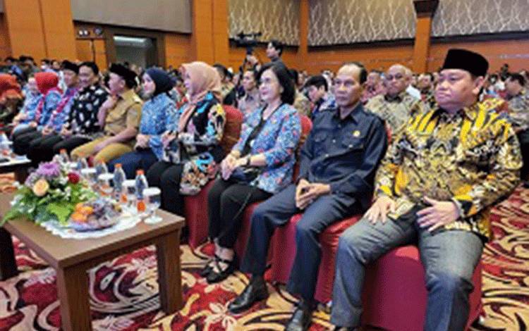 Arton S Dohong: Diperlukan Upaya untuk Tingkatkan SDM Kalteng
