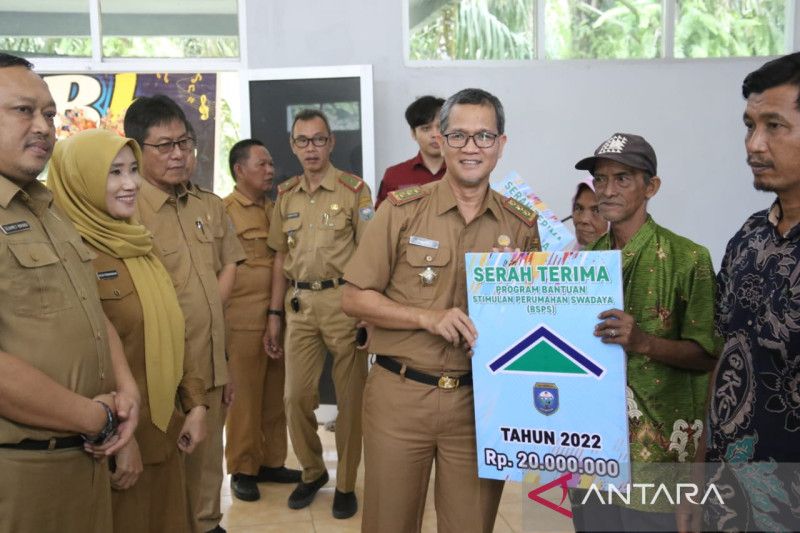 Baznas OKU Renovasi 10 Rumah Tidak Layak Huni untuk Masyarakat