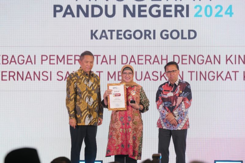 Pemerintah Kabupaten Lumajang Raih Anugerah Pandu Negeri Gold