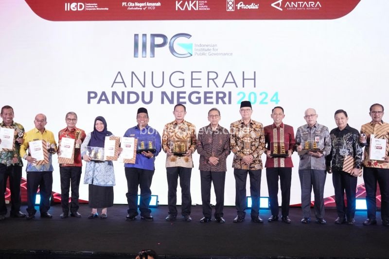Mojokerto Raih Penghargaan Platinum di Anugerah Pandu Negeri 2024