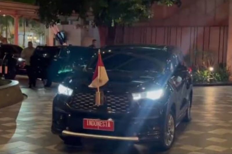 Presiden Jokowi Gunakan Toyota Innova Zenix dalam Kunjungan ke Surabaya