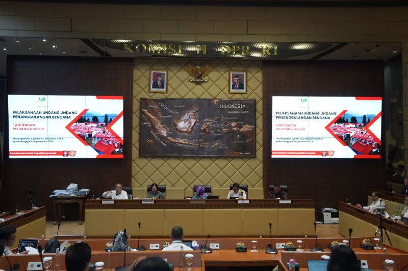 Kementerian Sosial Raih Penghargaan atas Respons Cepat Bencana