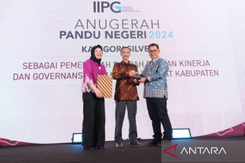 Kalimantan Timur Raih Anugerah Pandu Negeri 2024 untuk Tata Kelola Baik