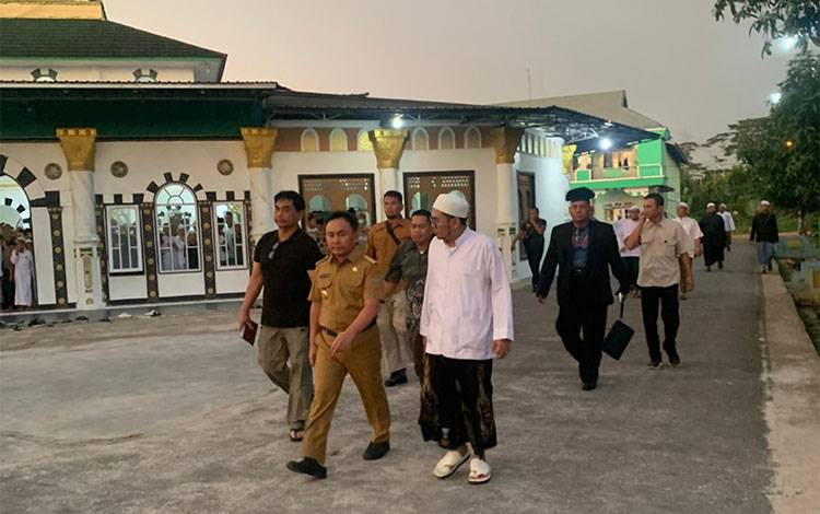 Gubernur Kalteng Berkunjung ke Ponpes Darul Amin Sampit Bertemu Ulama