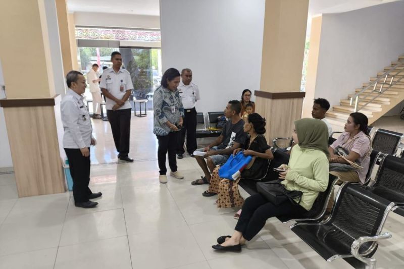 Pelayanan 18 Jam di PLBN Mota Ain untuk Peziarah Paus Fransiskus