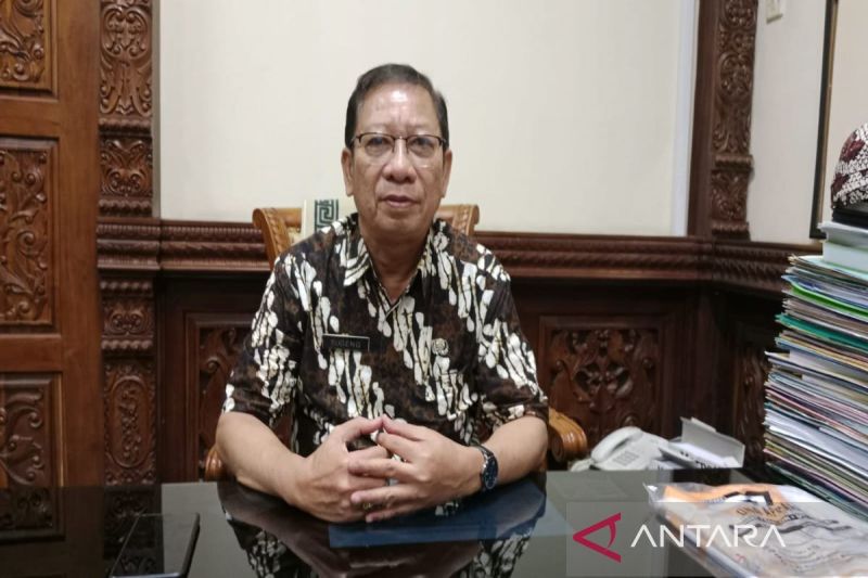 Asisten Administrasi Kabupaten Batang Sugeng Sudiharto. ANTARA/Kutnadi