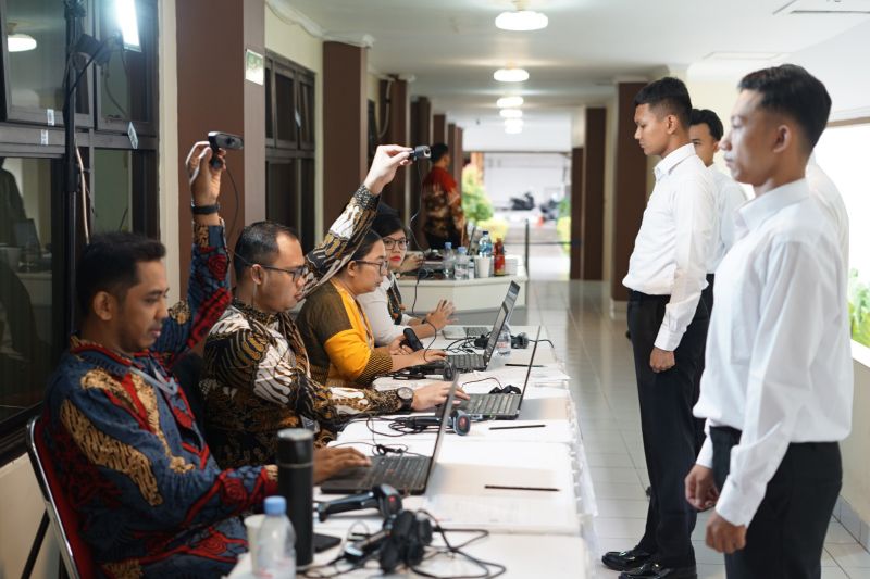Proses pendaftaran calon pegawai negeri sipil (CPNS) di lingkungan Kanwil Kemenkumham DIY, Kamis (5/9/2024) (ANTARA/HO-Kemenkumham DIY)