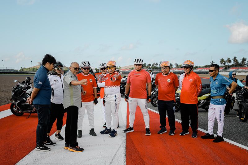 Persiapan Sirkuit Mandalika untuk MotoGP 2024, Pengecatan Dimulai