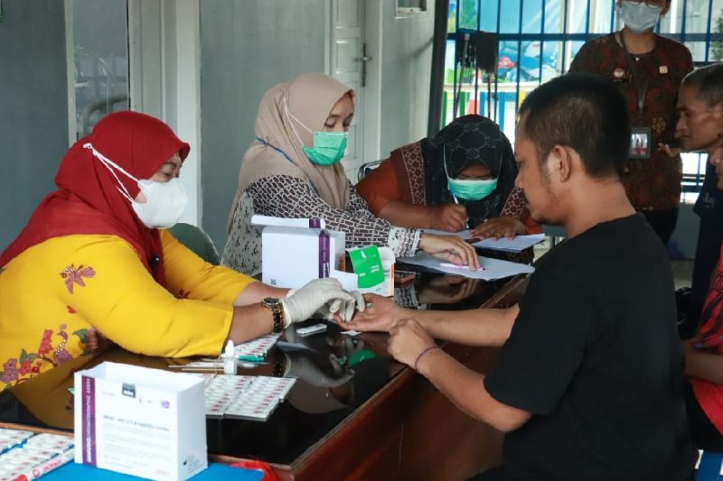 Pemeriksaan Kesehatan 100 Narapidana Di Lapas Rantauprapat