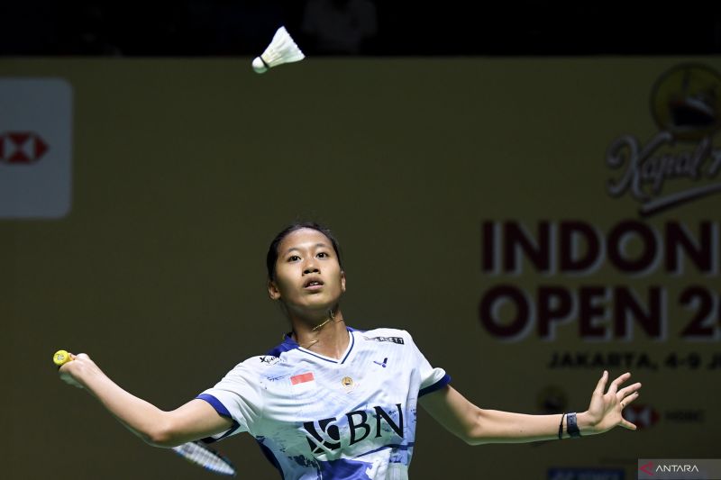 Putri KW Raih Kemenangan Penting atas Tai Tzu Ying di Taipei Open