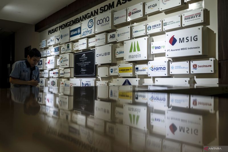 Pendapatan Premi Asuransi Komersial Capai Rp193 Triliun di 2024