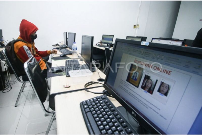 OJK Memblokir 10.890 Entitas Keuangan Ilegal untuk Lindungi Masyarakat