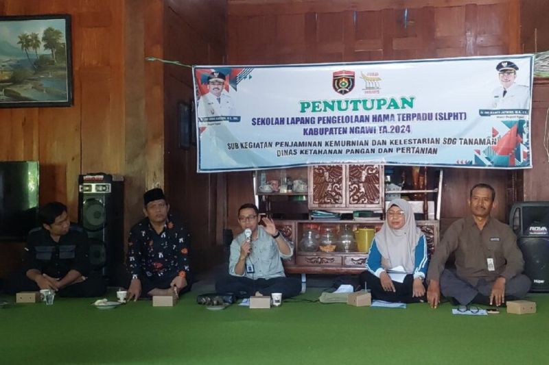 Pelatihan Petani Ramah Lingkungan Melalui Sekolah Lapang Hama Terpadu
