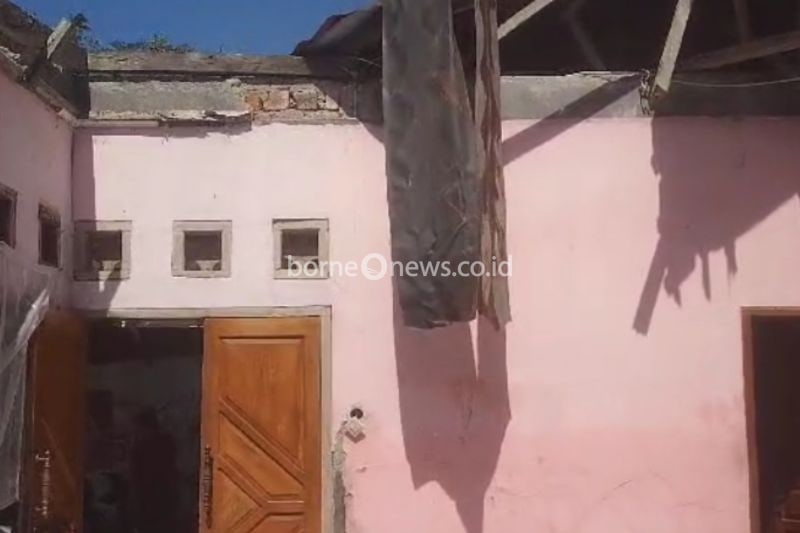 Satu Rumah Ambruk Akibat Gempa Susulan di Sukabumi, Jabar