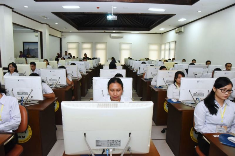 Kementerian ESDM Izinkan Penggunaan Meterai Tempel dalam CPNS 2024