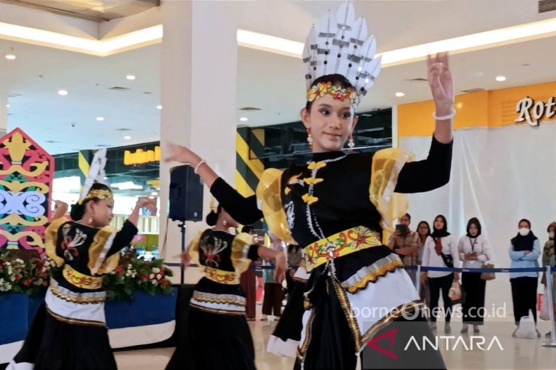 Festival Tari Kreasi Dayak, Upaya Melestarikan Budaya Lokal