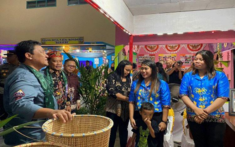 Permataku Bersinar Expo 2024 Sebagai Upaya Promosi Permata Kecubung