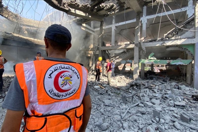 Pertahanan sipil Gaza, Minggu, mengatakan wakil direkturnya untuk wilayah utara Gaza tewas dalam serangan udara Israel. Dengan demikian, jumlah personel hansip yang kehilangan nyawa di Gaza sejak 7 Oktober 2023 mencapai 83 orang. ANTARA/Anadolu/PY