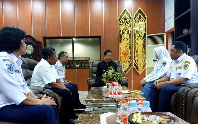 Siswi SMAN 4 Muara Teweh Wakil Kalteng Ikuti Lomba Pelopor Keselamatan LLAJ Tingkat Nasional