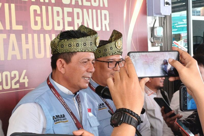 KPU Kepri Nyatakan Berkas Paslon Ansar-Nyanyang Sudah Lengkap