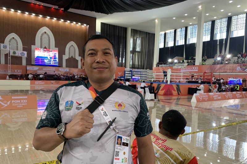 Manajer tim muaythai Jawa Timur Wahyu Tri Hartanto di Bale Meuseuraya Aceh (BMA) Kota Banda Aceh, Senin.ANTARA/Mario Sofia Nasution