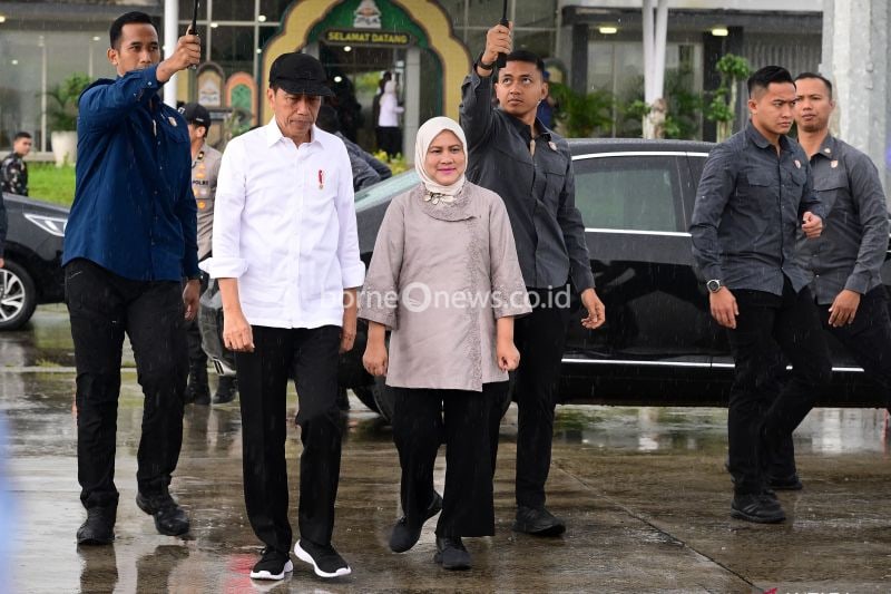 President Joko Widodo and First Lady Iriana Joko Widodo departed for Aceh from Samarinda, East Kalimantan, Monday (9/9/2024). ANTARA/HO-Presidential Secretariat Press Bureau
