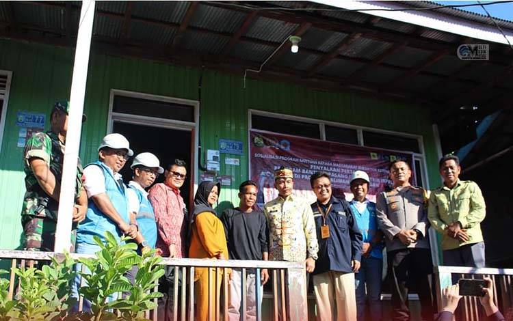 Pj Bupati Murung Raya Apresiasj Program Bantuan Pasang Baru Listrik