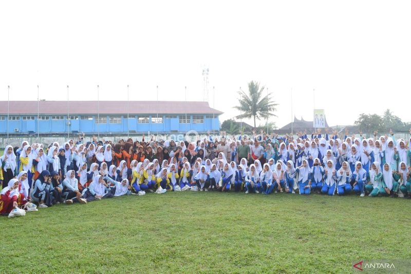 Ratusan Remaja Putri di Kota Solok Ikuti Aksi Bergizi Nasional