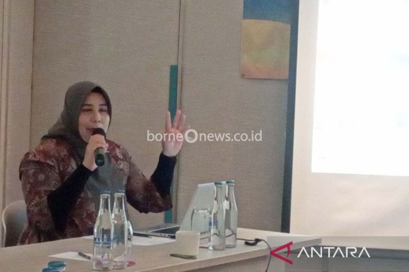 Kepala Kantor Perwakilan Bank Indonesia (KPw BI) Purwokerto Christoveny menyampaikan materi dalam kegiatan "Capacity Building Wartawan BI Purwokerto" di Kuta, Kabupaten Badung, Bali, Senin (9/9/2024). ANTARA/Sumarwoto