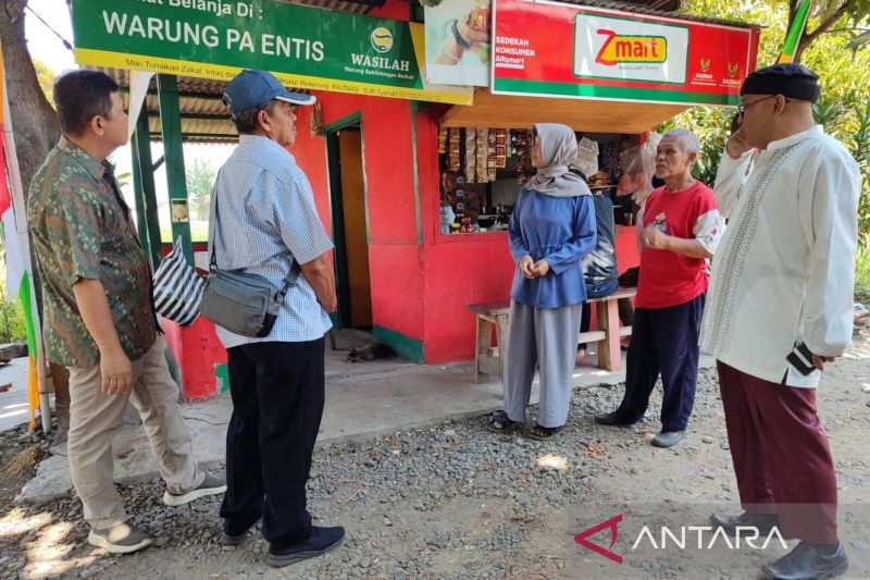 Ilustrasi warung Pak Entis dan keluarganya, sebagai warung yang dibina oleh Badan Amil Zakat Nasional (Baznas) RI pada Program ZMart di Kabupaten Bandung Barat. (ANTARA/HO-Baznas RI)
